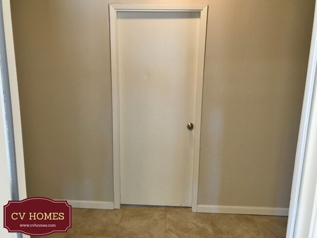 Building Photo - APPLY FOR THIS BEAUTIFUL HOME TODAY! (Avai...