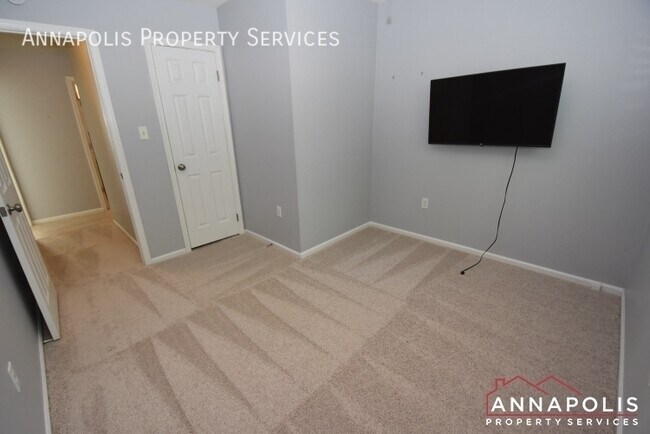 Building Photo - 364 Ellenham Ct