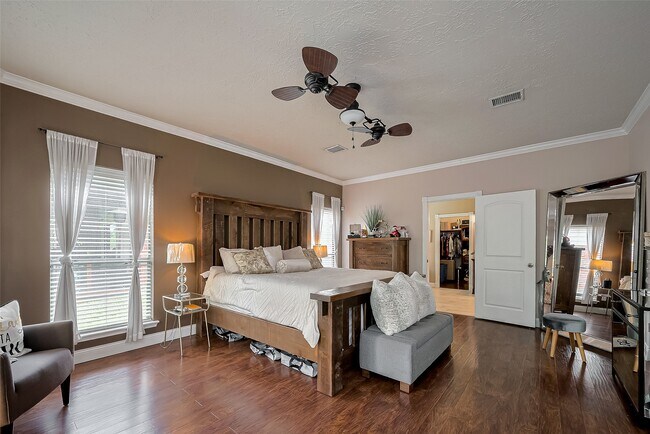 Building Photo - 18914 Hikers Trail Dr