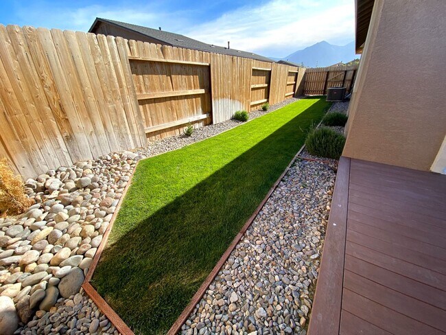 Building Photo - 3/2/2 Beautiful Home In Gardnerville Locat...