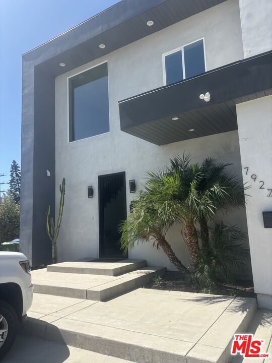 Building Photo - 7925 Kittyhawk Ave