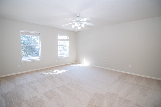 Building Photo - 25914 Chapman Falls Dr