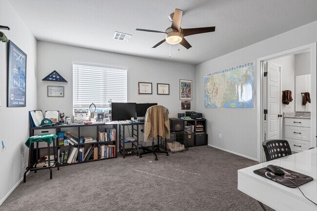 Building Photo - GORGEOUS TOWNHOME BUILT IN 2020 LOCATED IN A GATED COMMUNITY!