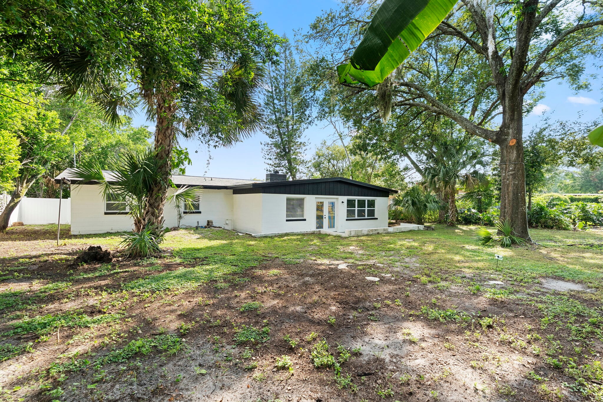 Building Photo - 505 Lake Shore Dr