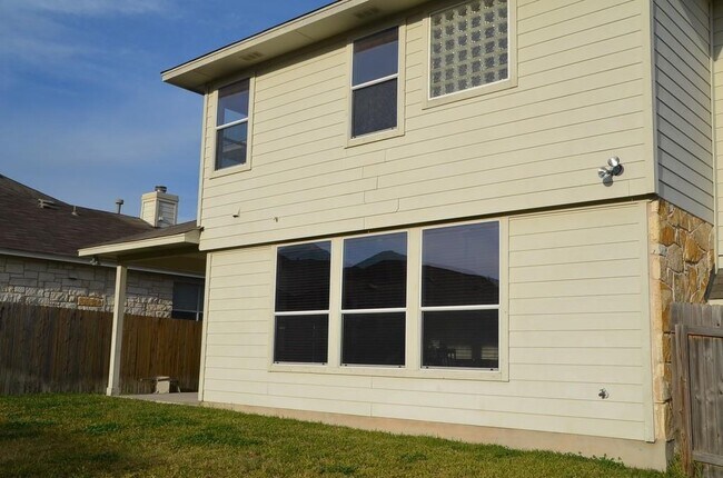 Building Photo - 11201 Dodge Cattle Dr