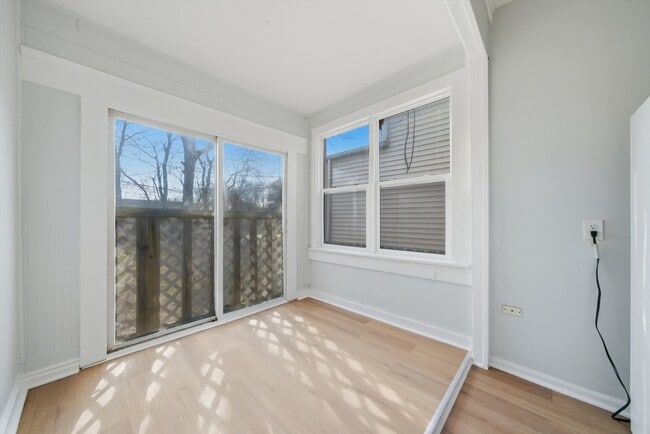 Building Photo - 3311 N Kostner Ave