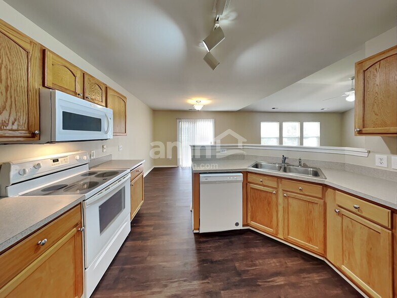 Building Photo - 10818 Dry Stone Dr