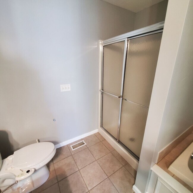 Building Photo - 2643 Wyndgate Ct