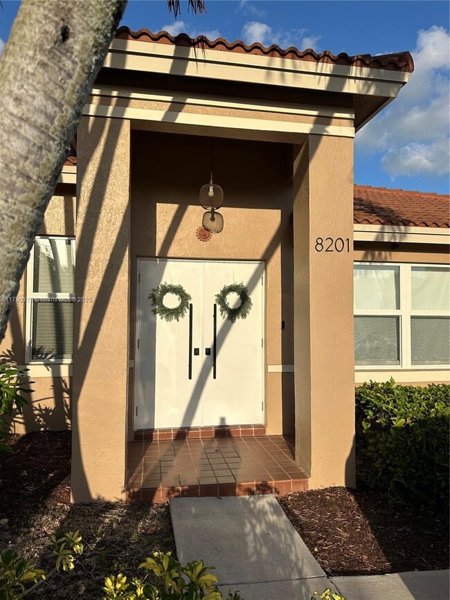 Building Photo - 8201 SW 163rd Pl