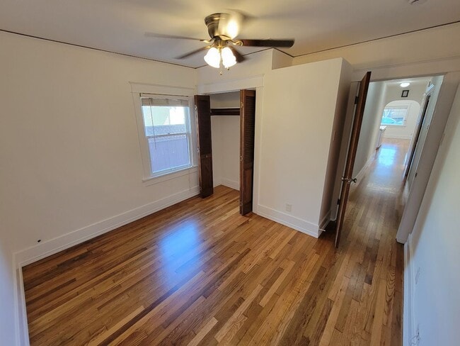 Building Photo - BEAUTIFUL 4BD - 3BA SINGLE STORY HOUSE WITH PRIVATE LAUNDRY AND DETACHED 2 CAR GARAGE