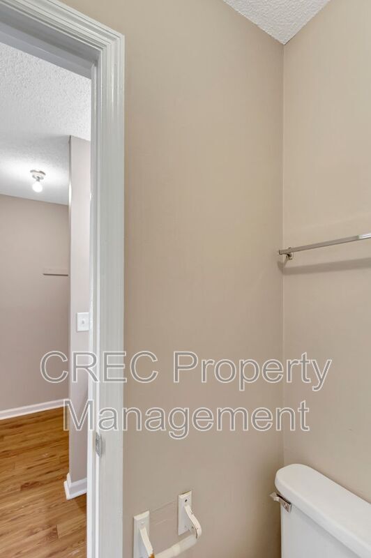 Building Photo - 103 Woodduck Dr