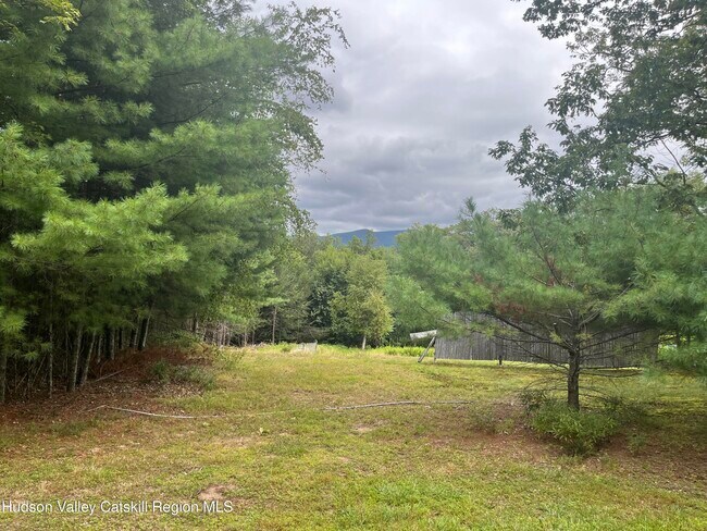 Building Photo - 40 Sunset Ridge