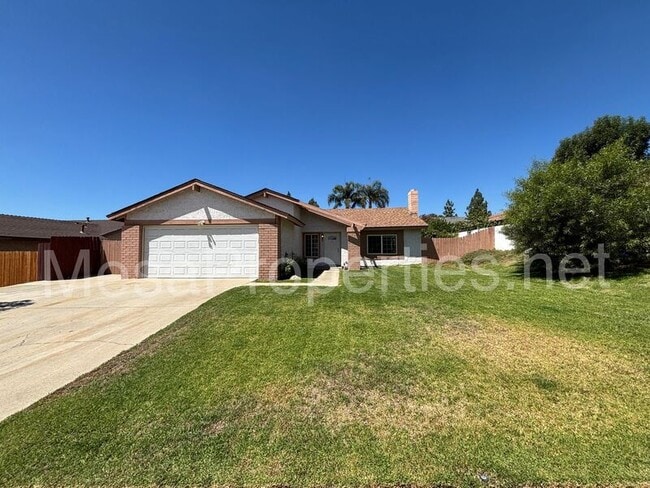 Primary Photo - 6632 Bandola St