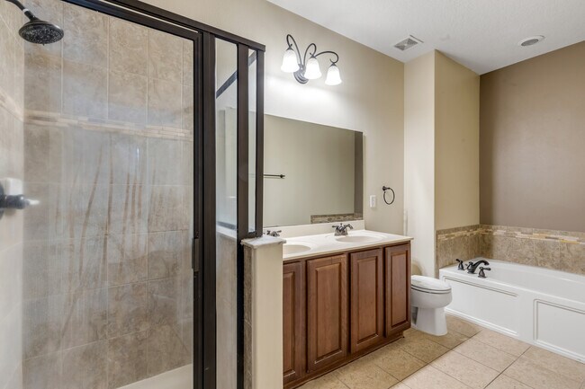 Building Photo - 627 Aeolian Dr