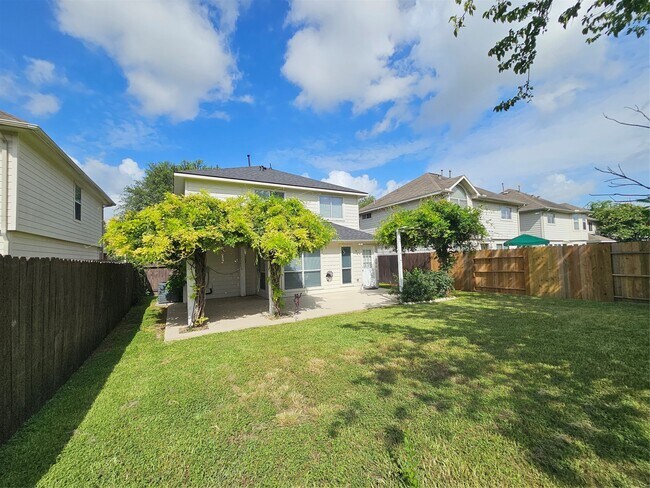 Building Photo - 9207 Dairy View Ln