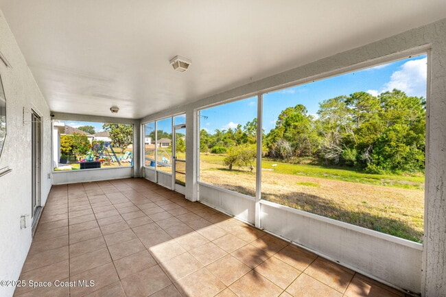 Building Photo - 2390 Savannah Blvd