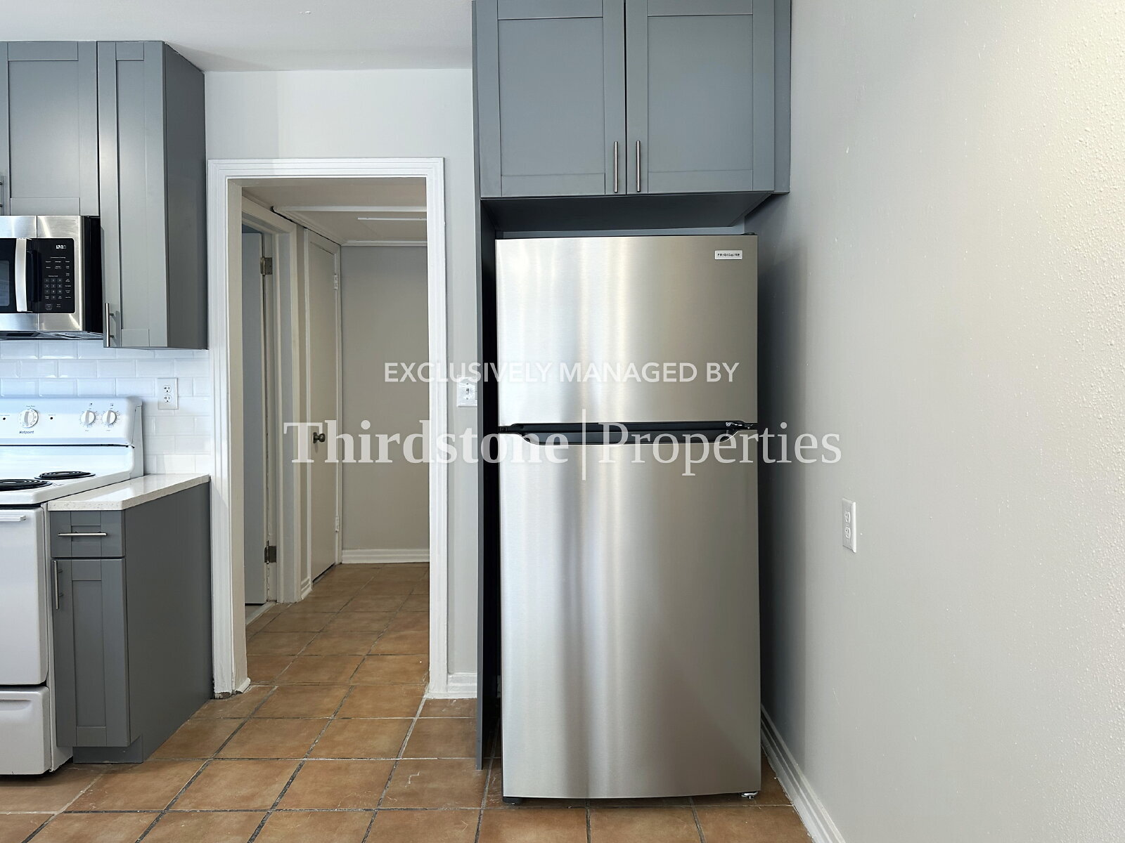 Building Photo - 2855 Lydia St