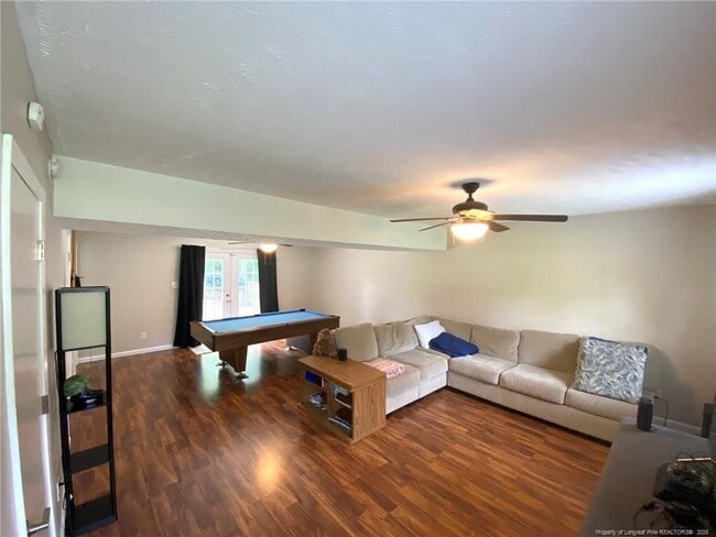 Building Photo - 3308 Cranbrook Dr