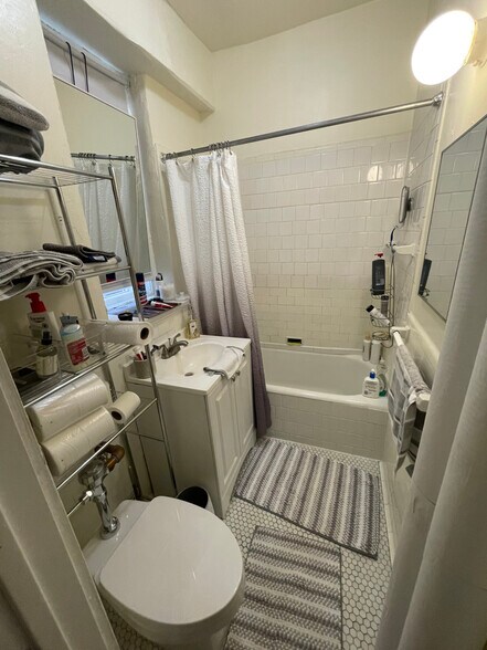 Building Photo - 1570 Massachusetts Ave