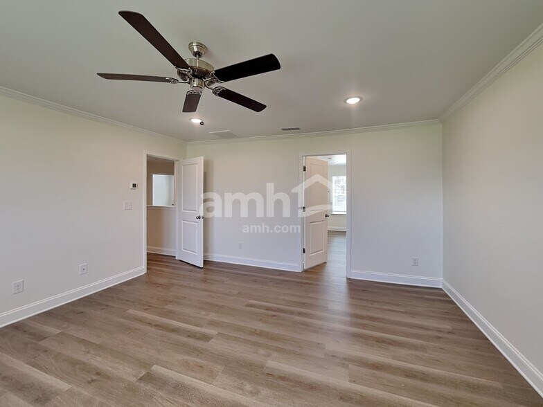 Building Photo - 3476 Jefferson Cor Ln