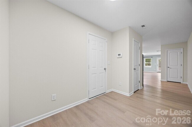 Building Photo - 9612 Brackenview Ct
