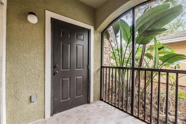 Building Photo - 10108 Courtney Oaks Cir