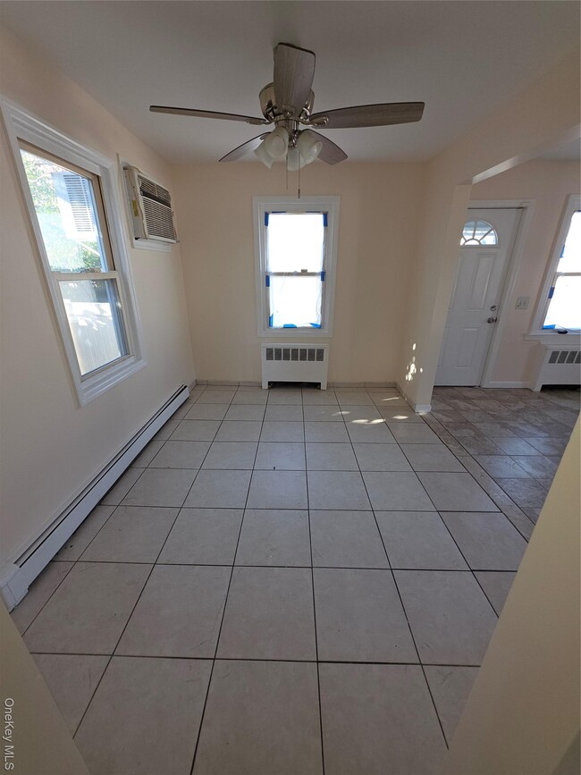 Building Photo - 1075 Harrison St