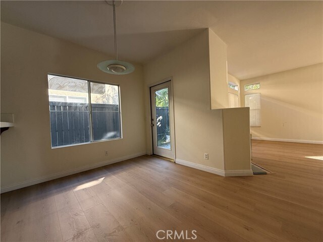 Building Photo - 1733 S Sunflower Ave