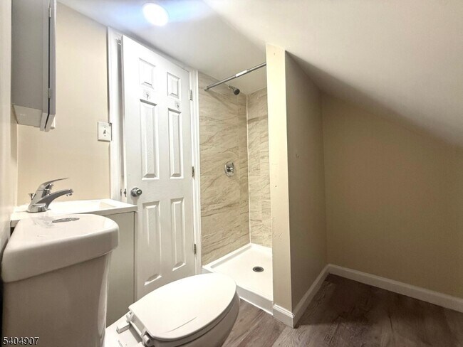 Building Photo - 58 Florida St