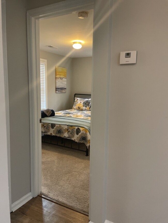 Building Photo - FULLY FURNISHED 408 Miles Road