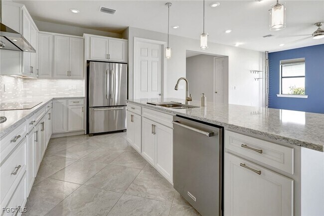 Building Photo - 11752 Bowes Cir