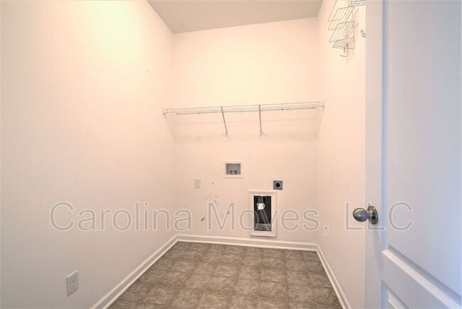 Building Photo - 148 Caledonia Dr