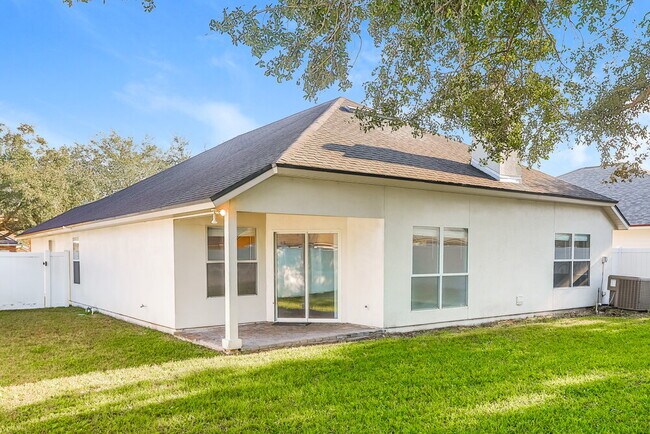 Building Photo - 906 Thoroughbred Dr