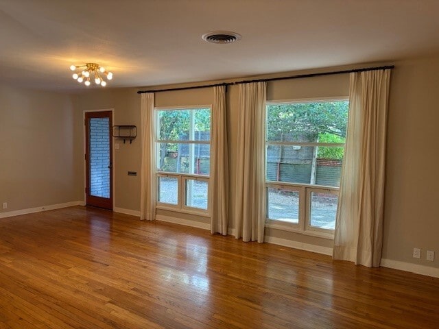 Building Photo - Fully updated home in Central Austin