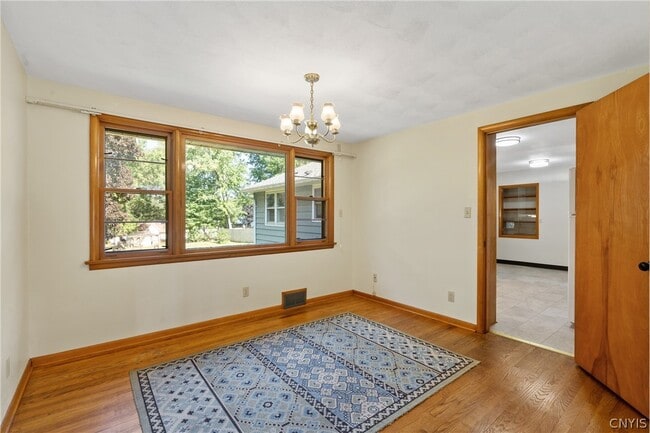 Building Photo - 107 Overlook Dr