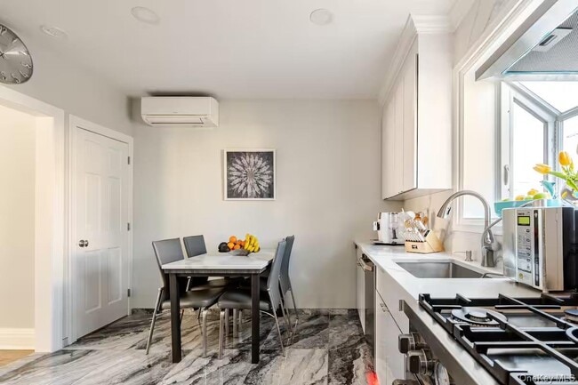 Building Photo - 151-05 20th Rd