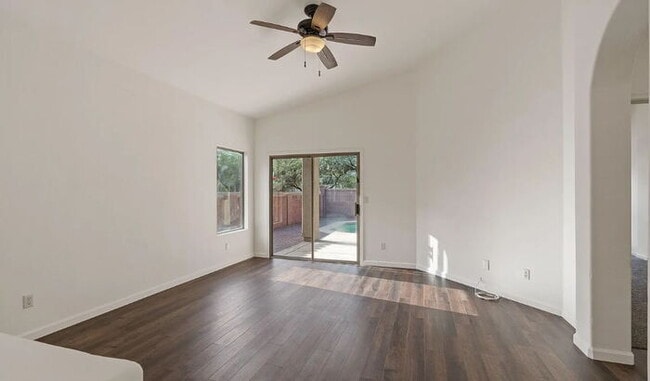 Building Photo - Rancho Sahuarita