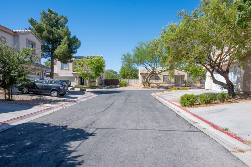 Building Photo - 7924 Horn Tail Ct