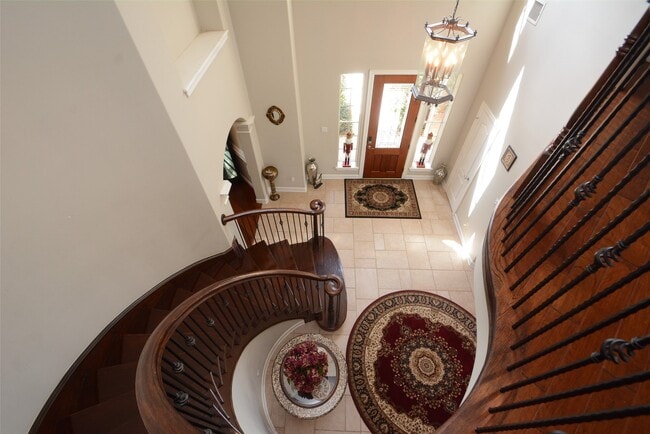 Building Photo - 15302 Bandera Falls Bend