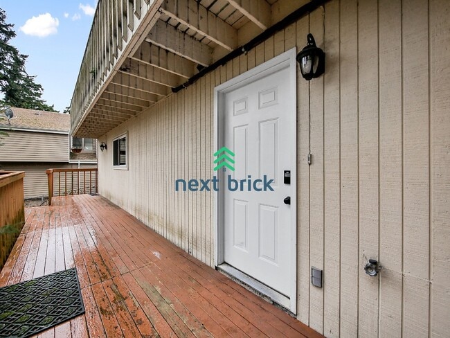 Building Photo - Spacious 2 Bed 1 Bath for Rent!