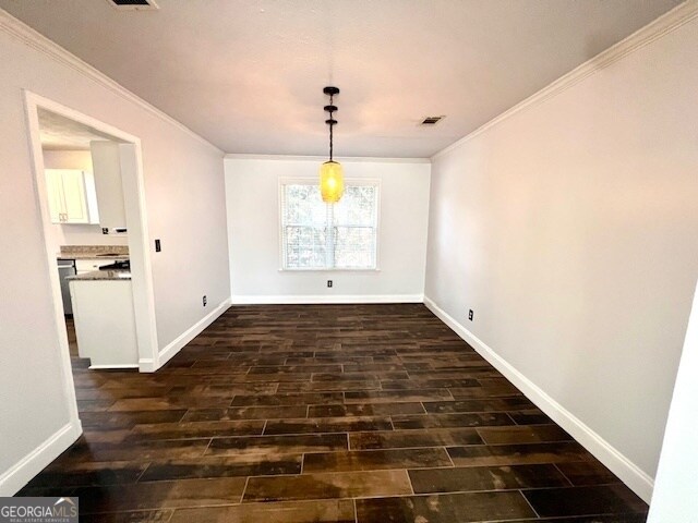 Building Photo - 3320 Northcliff Dr