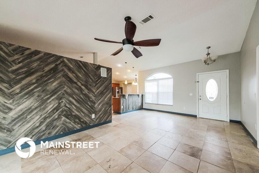 Building Photo - 637 Regency Way
