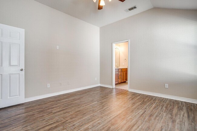 Building Photo - Perfectly located.  3 Bedroom, 2 Bath Home-  White Settlement ISD- 76108