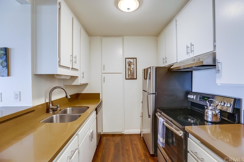 Building Photo - 7742 Redlands St
