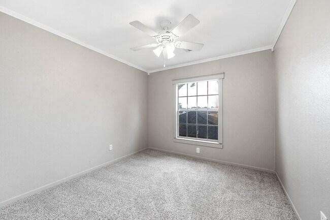 Building Photo - 17203 Kettle Creek Dr