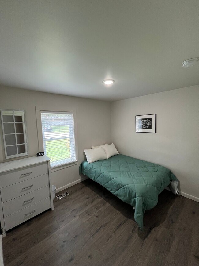 Building Photo - 3-bedroom, 2.5-bathroom HOME FOR RENT!