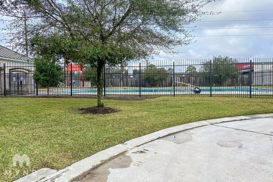 Building Photo - 21602 Micheala Way