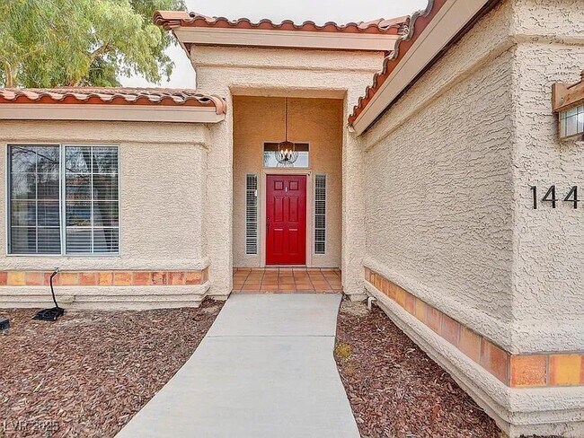 Building Photo - 1443 Basin View Cir