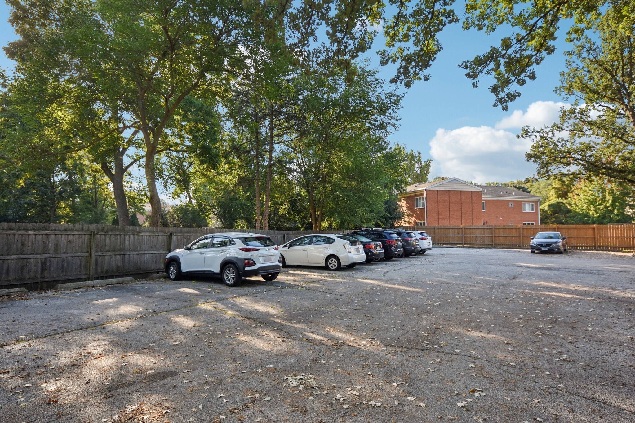 Building Photo - 505 N Kenilworth Ave