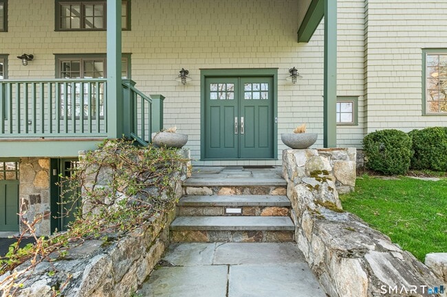 Building Photo - 9 Dancing Bear Rd